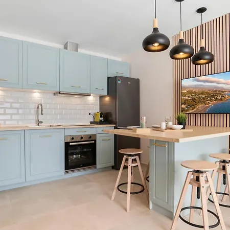 Old Town Gem With Terrace By Costarentals