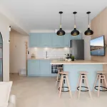 Apartmán Old Town Gem With Terrace By Costarentals *