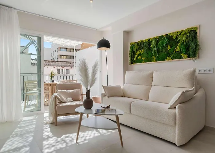 Apartment Old Town Gem With Terrace By Costarentals