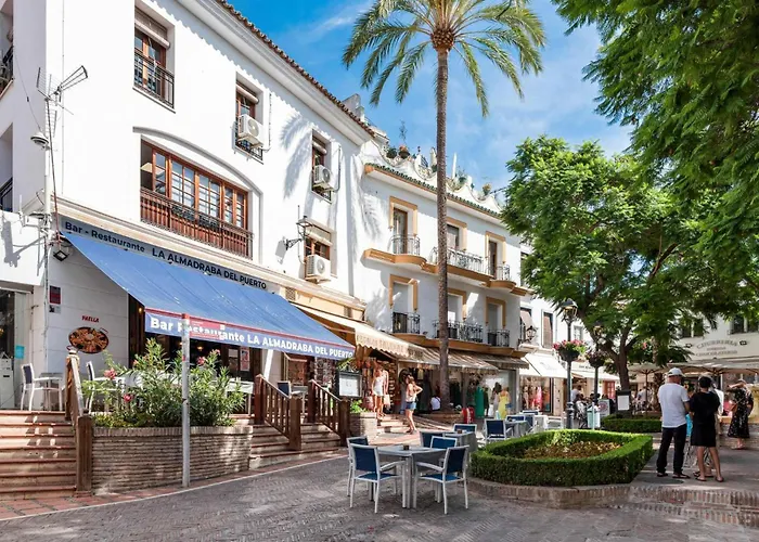 Old Town Gem With Terrace By Costarentals * Марбелья